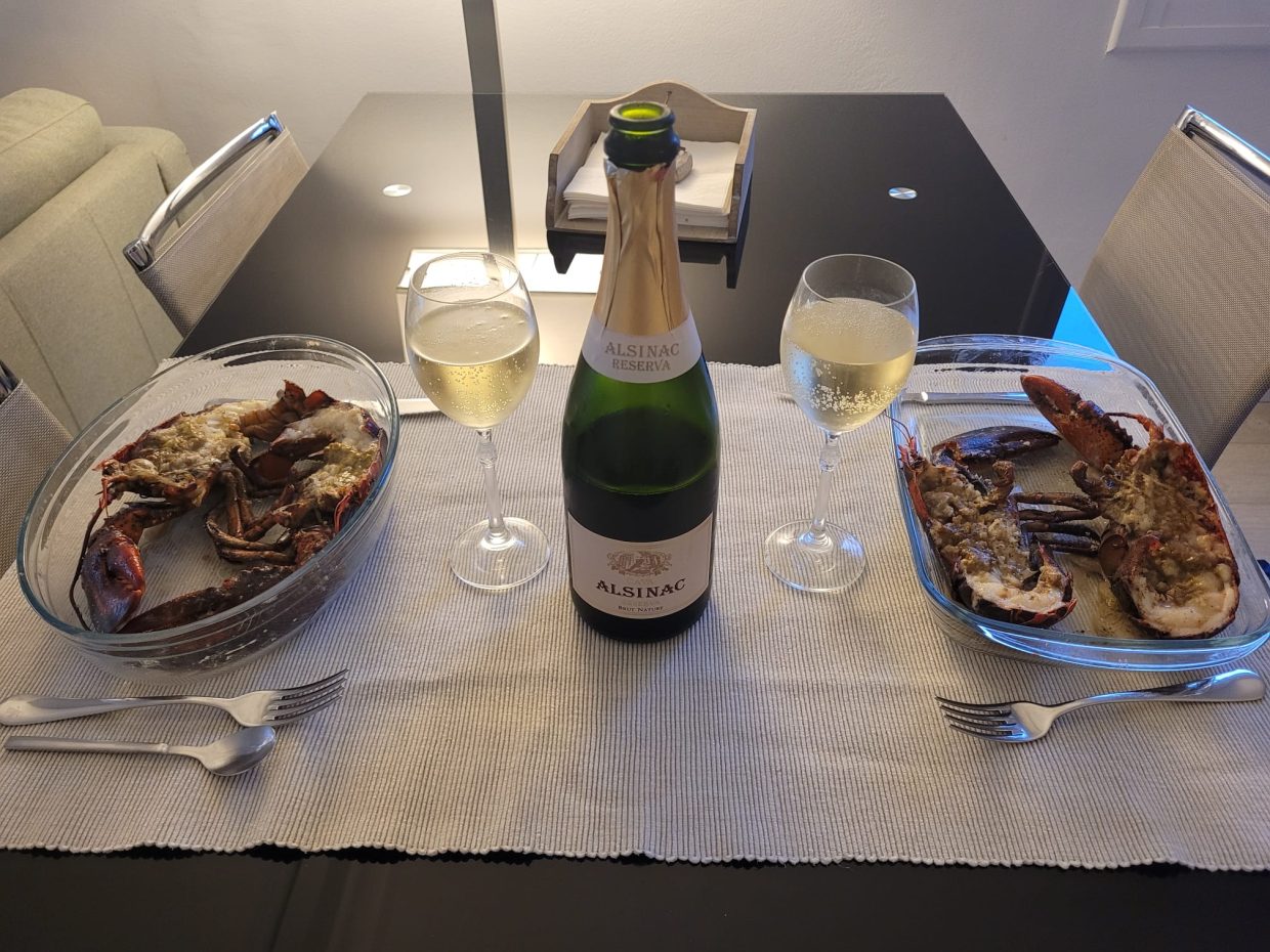 ¿Puede el cava mejorar la digestión? Tradiciones vs. evidencia científica